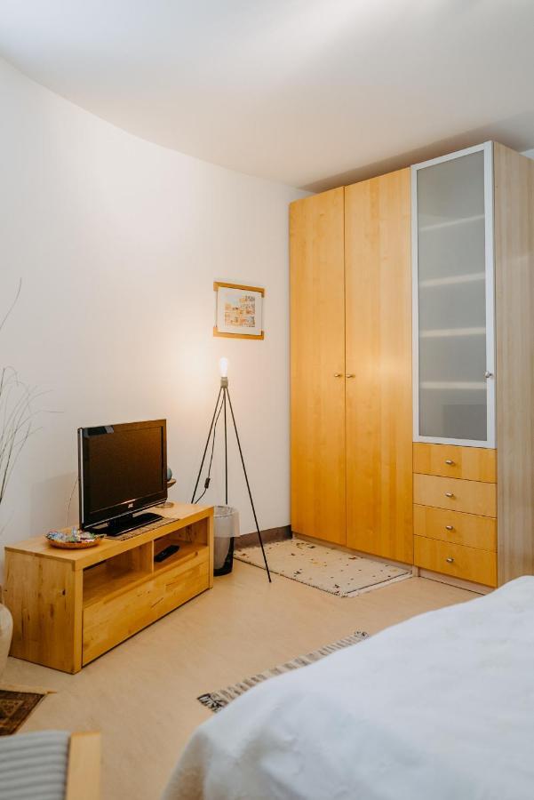 Haus Luna - Privatzimmer Im Sonnigen Suedburgenland Hackerberg Luaran gambar